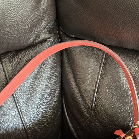 EUC Coach Tote - Picture 7 of 9